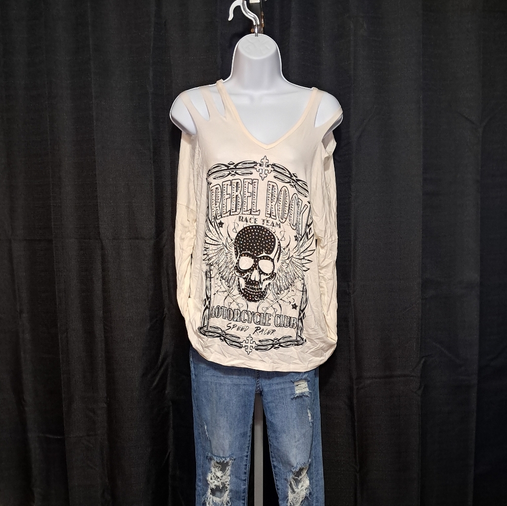 Rebel Rock Graphic Top
